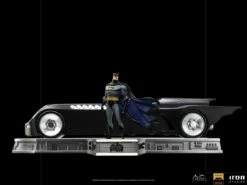 Batman And Batmobile Deluxe