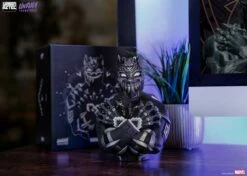 Black Panther -Model Figures Sales Shop black panther purple variant marvel gallery 63ac7dd974a0b 1