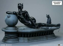 Catwoman -Model Figures Sales Shop catwoman dc comics gallery 5fac6773db310