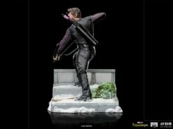 Clint Barton -Model Figures Sales Shop clint barton marvel gallery 62b4cc047327a