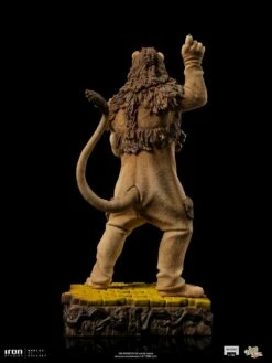 Cowardly Lion -Model Figures Sales Shop cowardly lion the wizard of oz gallery 635c1c9e6fcf8 1