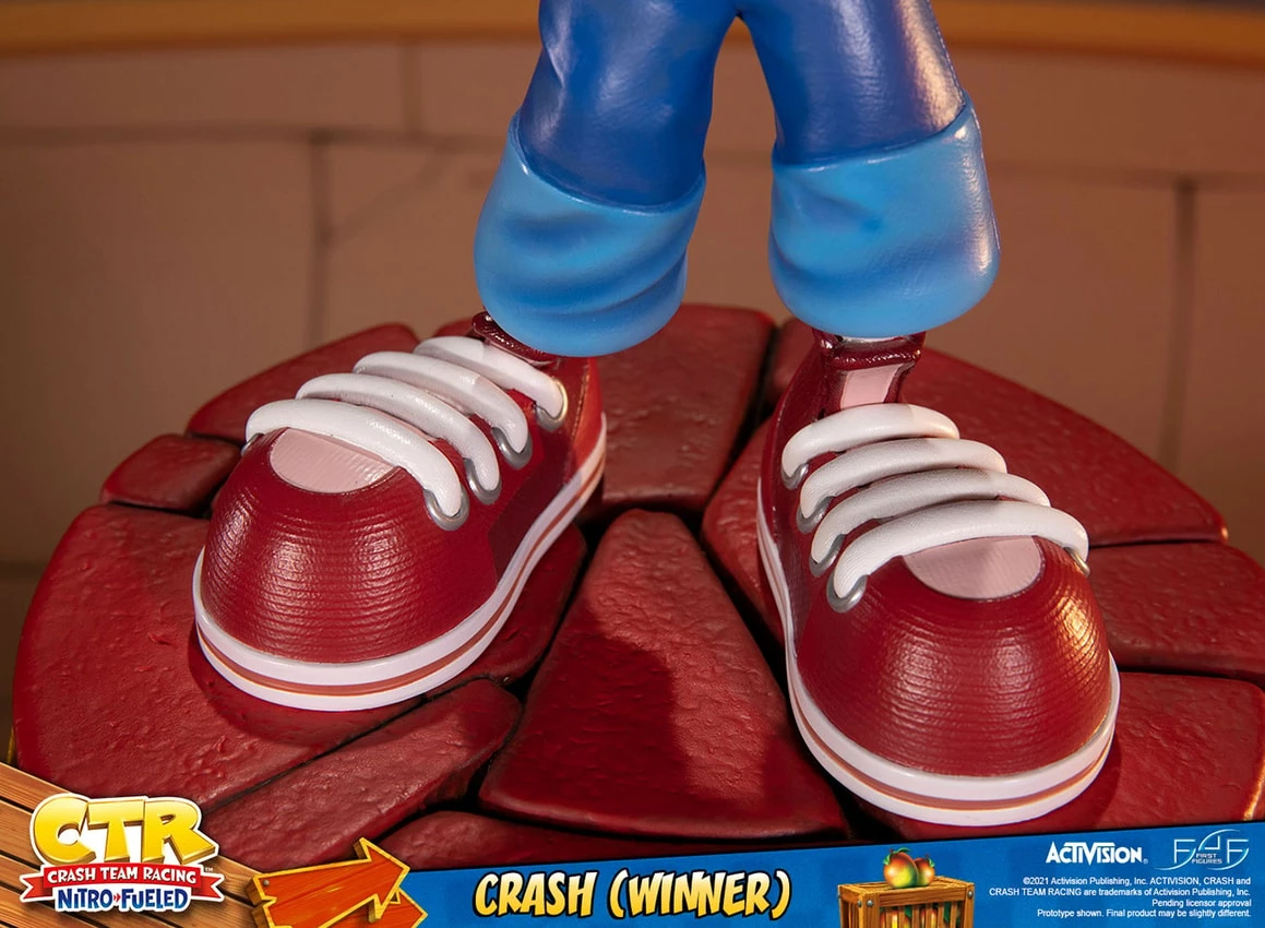 First 4 Figures Crash (Winner) (Standard Edition) 5 First 4 Figures Crash (Winner) (Standard Edition) - Image 3