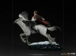 Harry Potter & Buckbeak Deluxe -Model Figures Sales Shop harry potter buckbeak deluxe harry potter gallery 6039a61f2e671